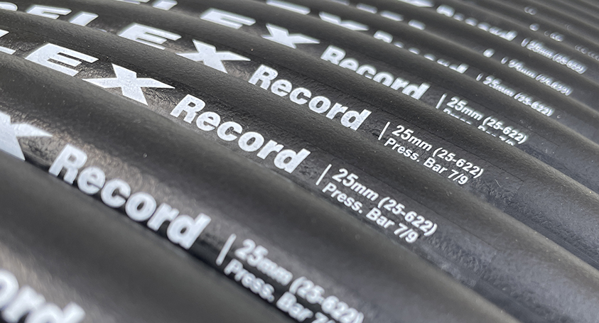 Here come the new 25mm Veloflex Record and the Corsa EVO in 32mm!